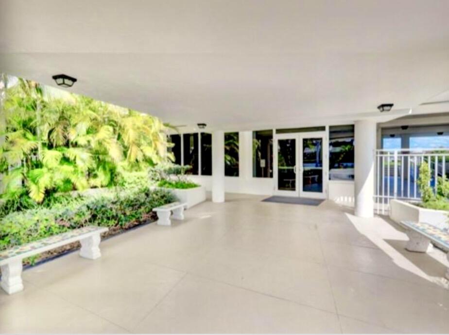 33 S OCEAN #501, Palm Beach Shores FL 33404