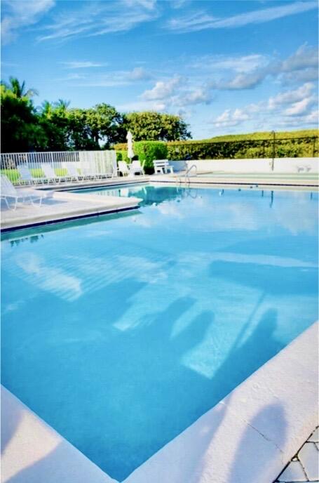 33 S OCEAN #501, Palm Beach Shores FL 33404