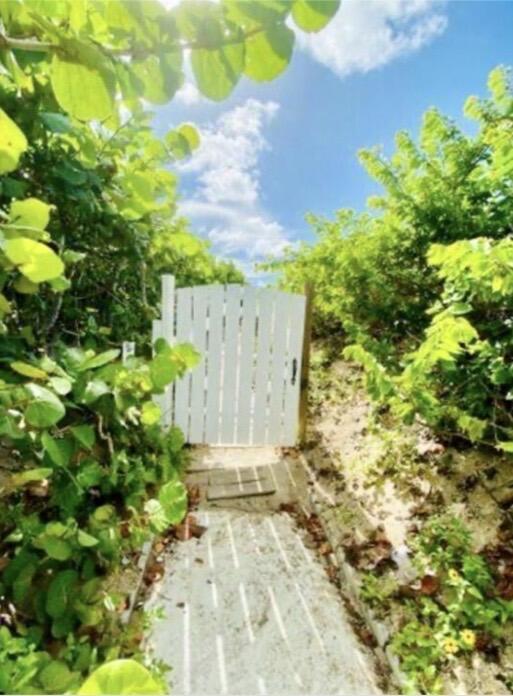 33 S OCEAN #501, Palm Beach Shores FL 33404