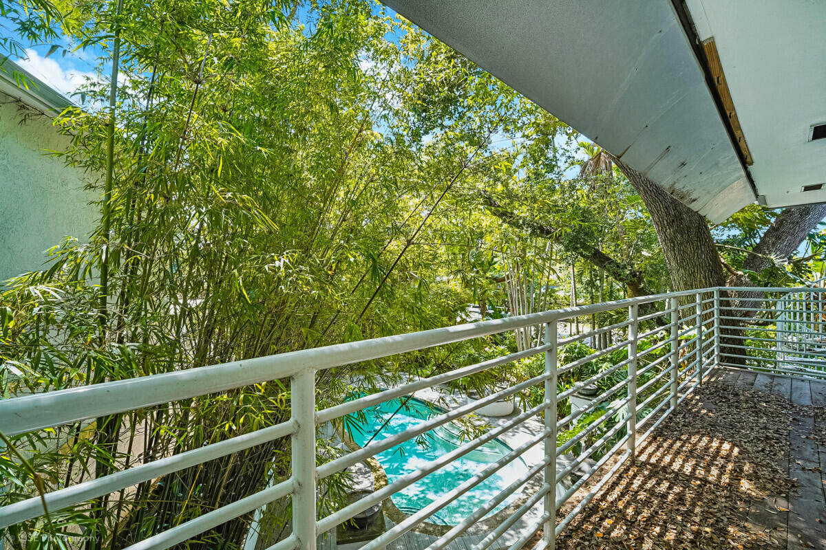 1343 Ponce De Leon, Fort Lauderdale FL 33316
