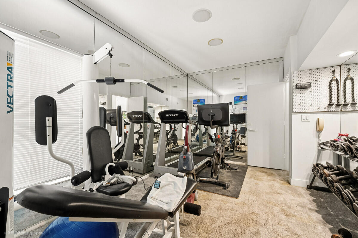 1343 Ponce De Leon, Fort Lauderdale FL 33316