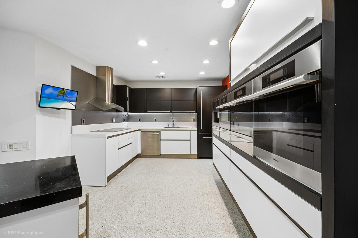 1343 Ponce De Leon, Fort Lauderdale FL 33316