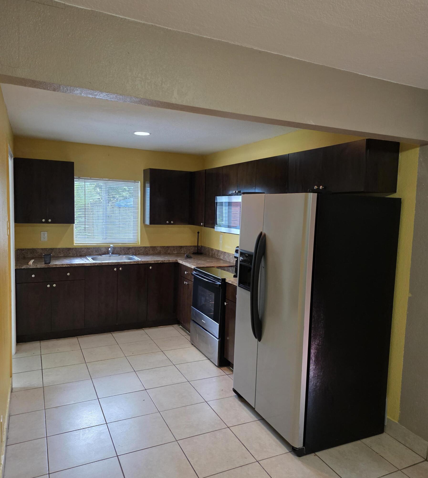 313 SW 80TH, North Lauderdale FL 33068