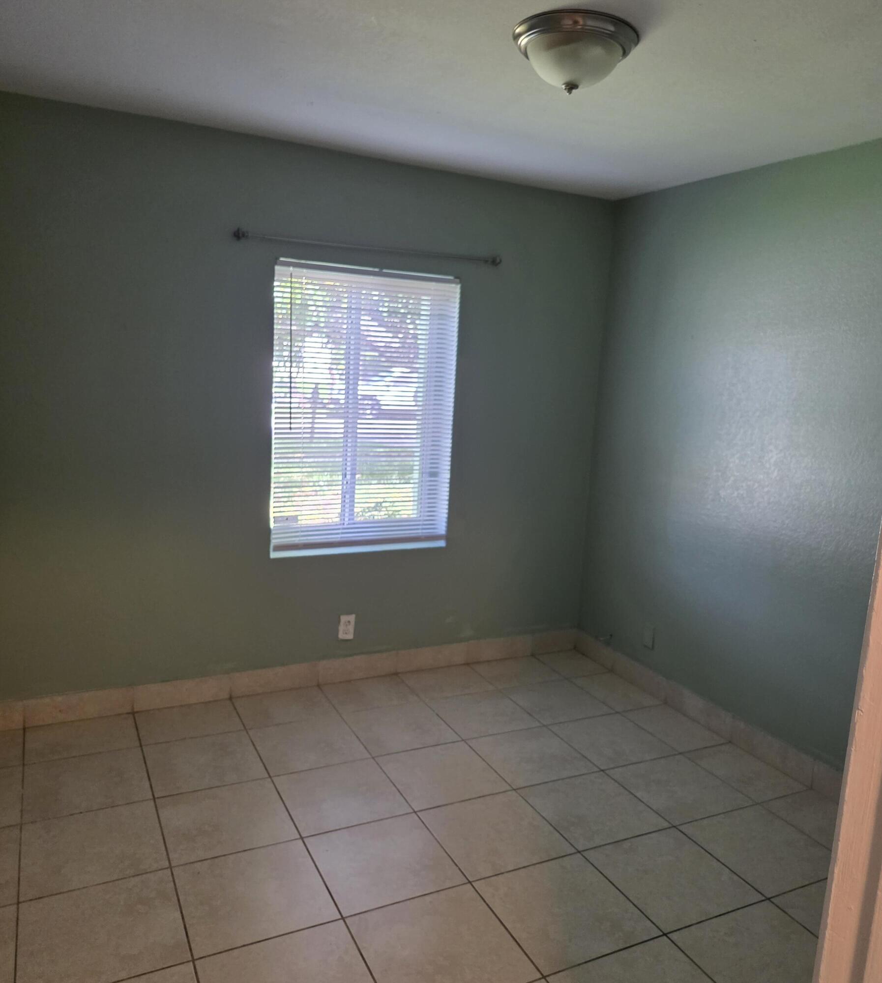 313 SW 80TH, North Lauderdale FL 33068