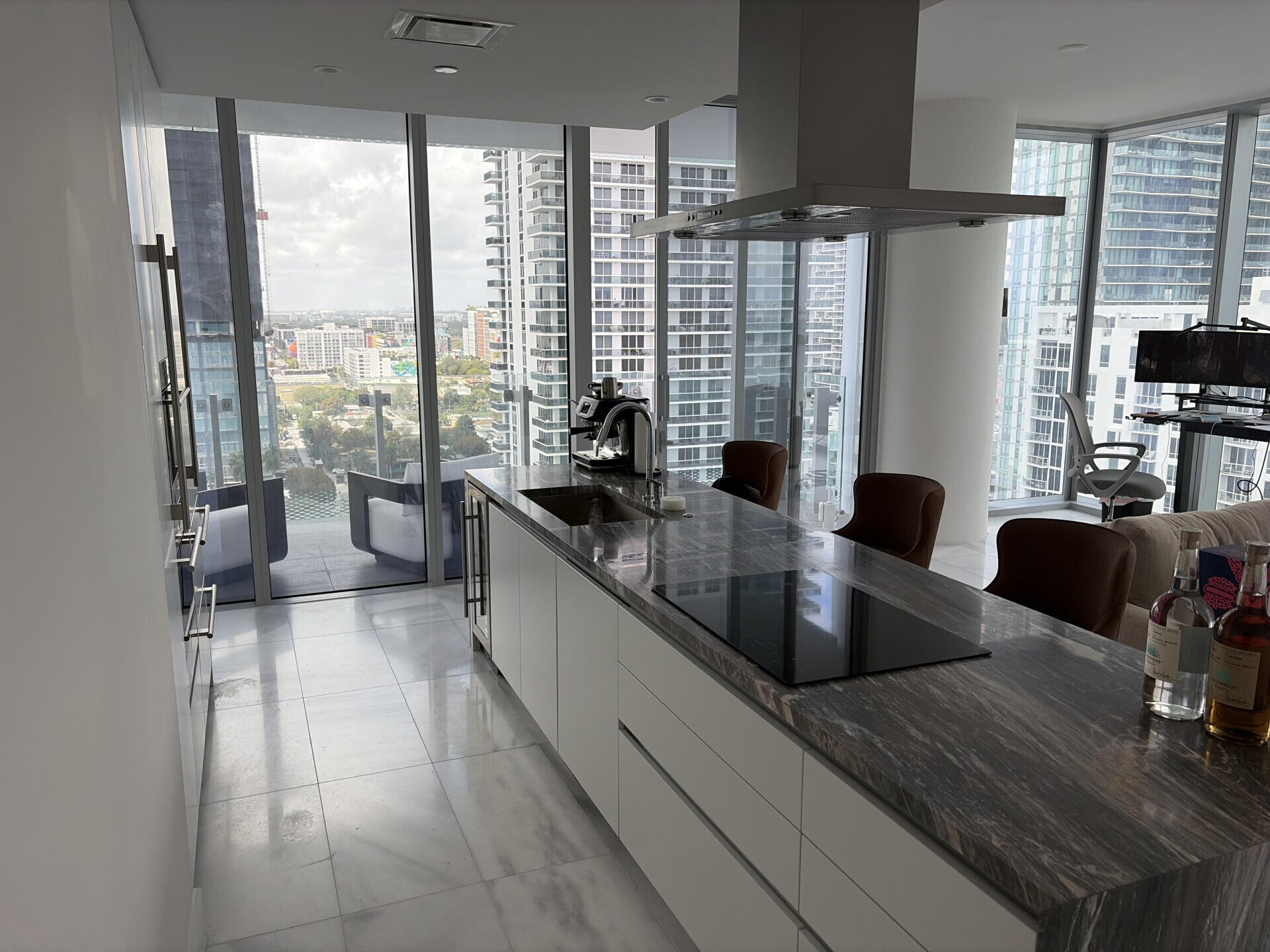 700 NE 26th #2006, Miami FL 33137