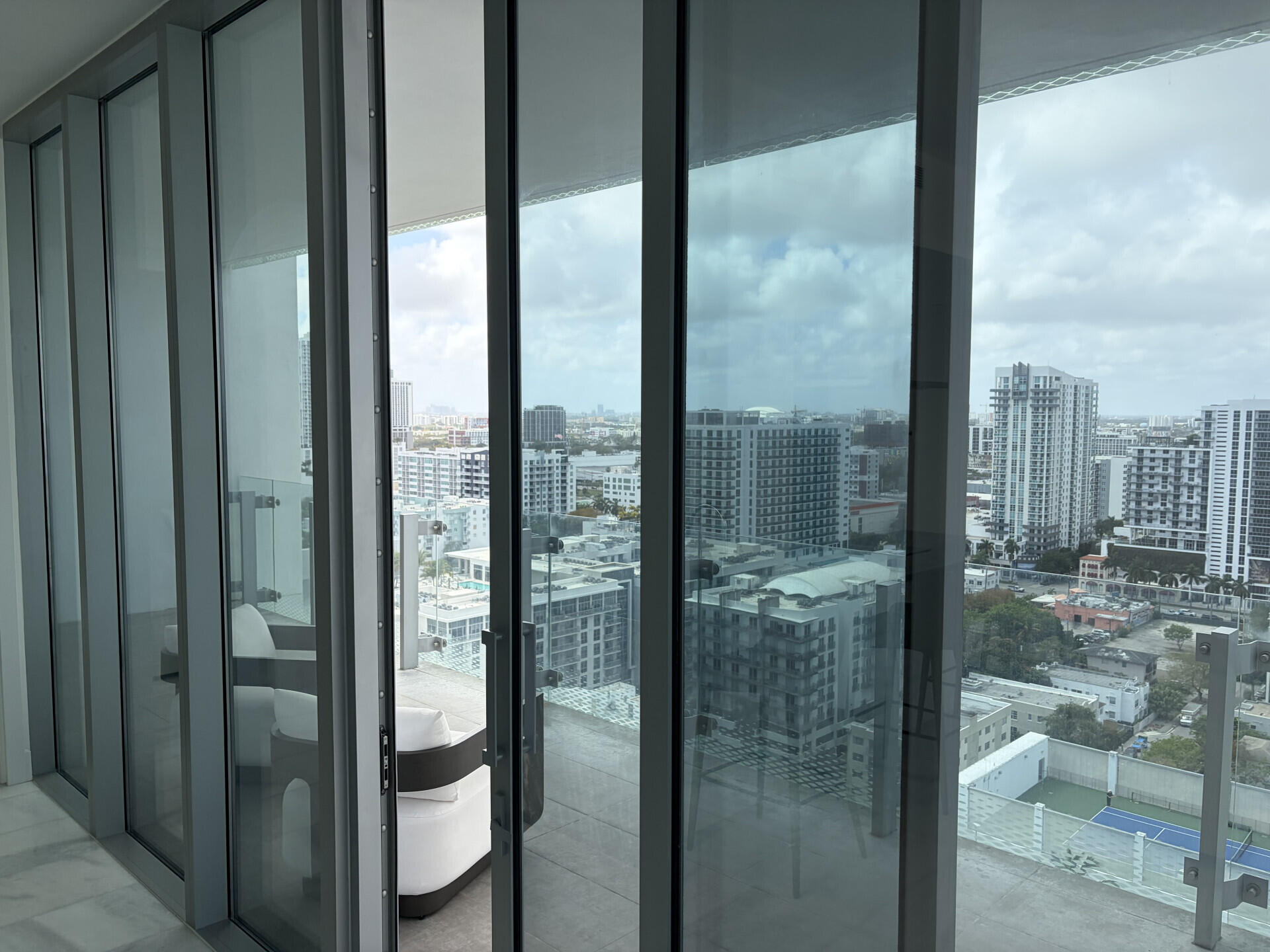 700 NE 26th #2006, Miami FL 33137