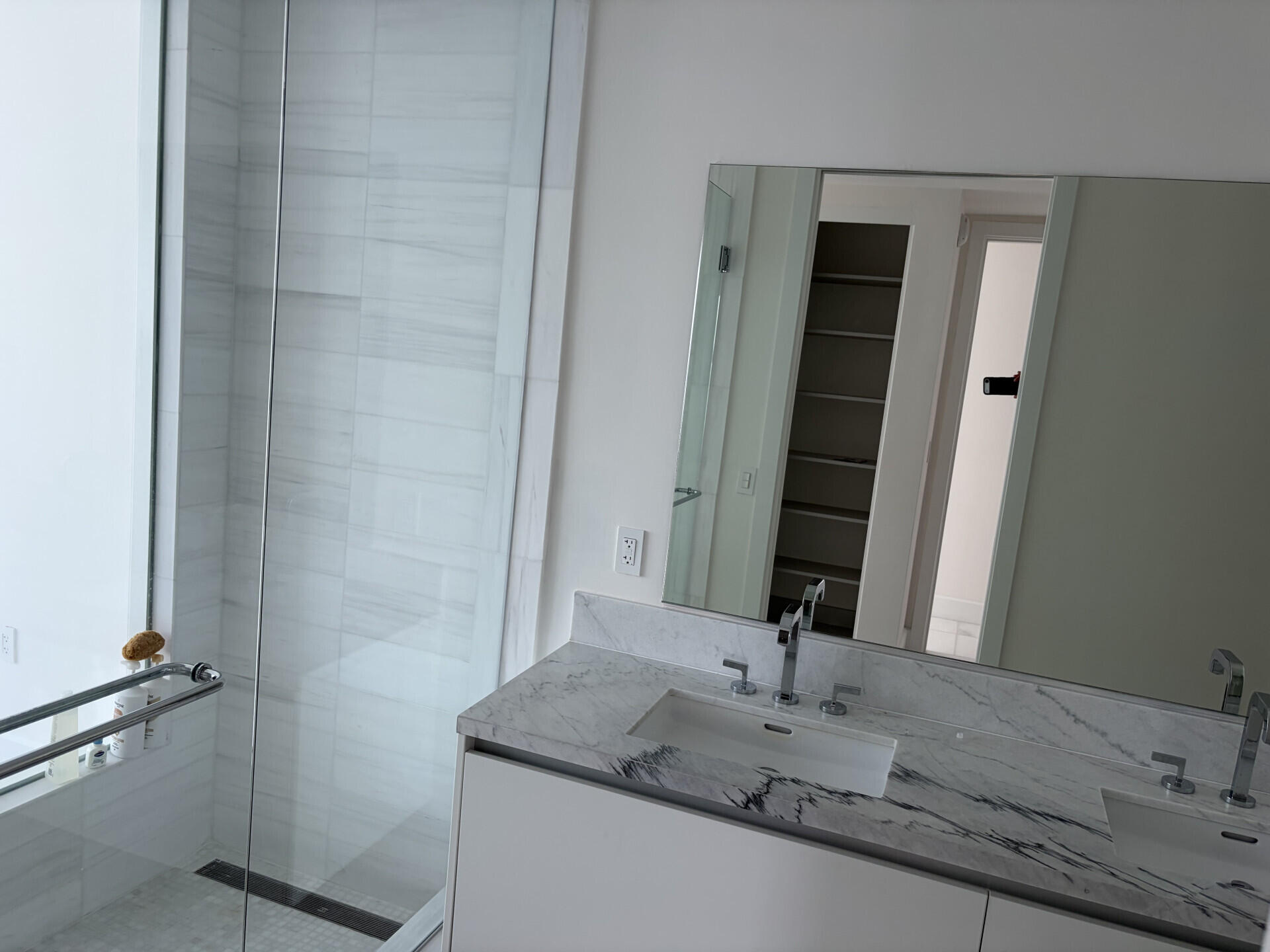 700 NE 26th #2006, Miami FL 33137