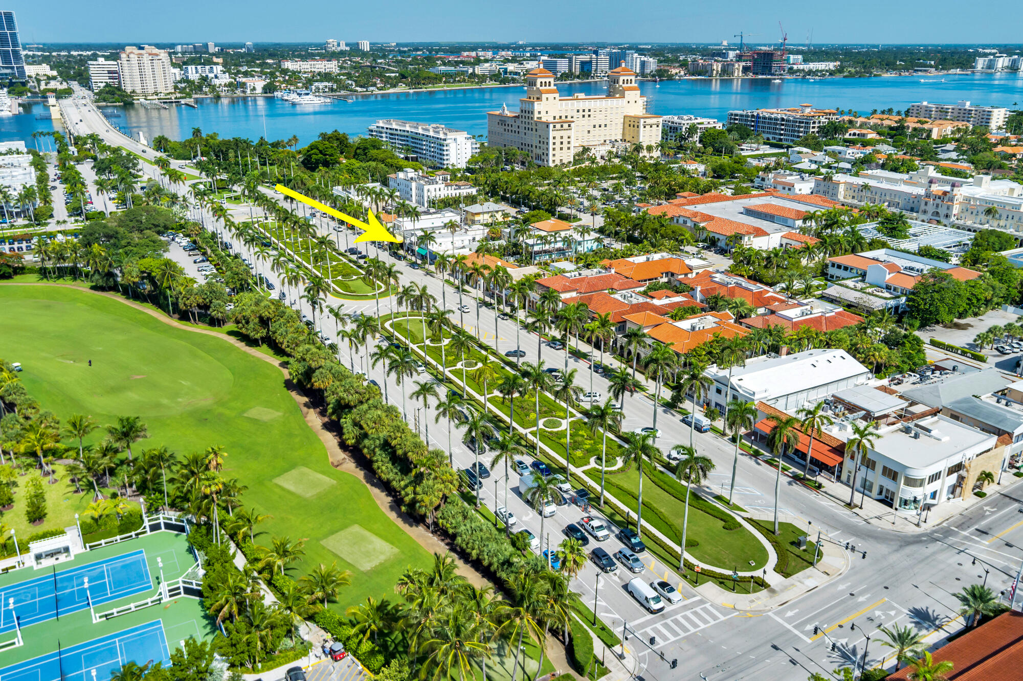 255 Royal Poinciana, Palm Beach FL 33480