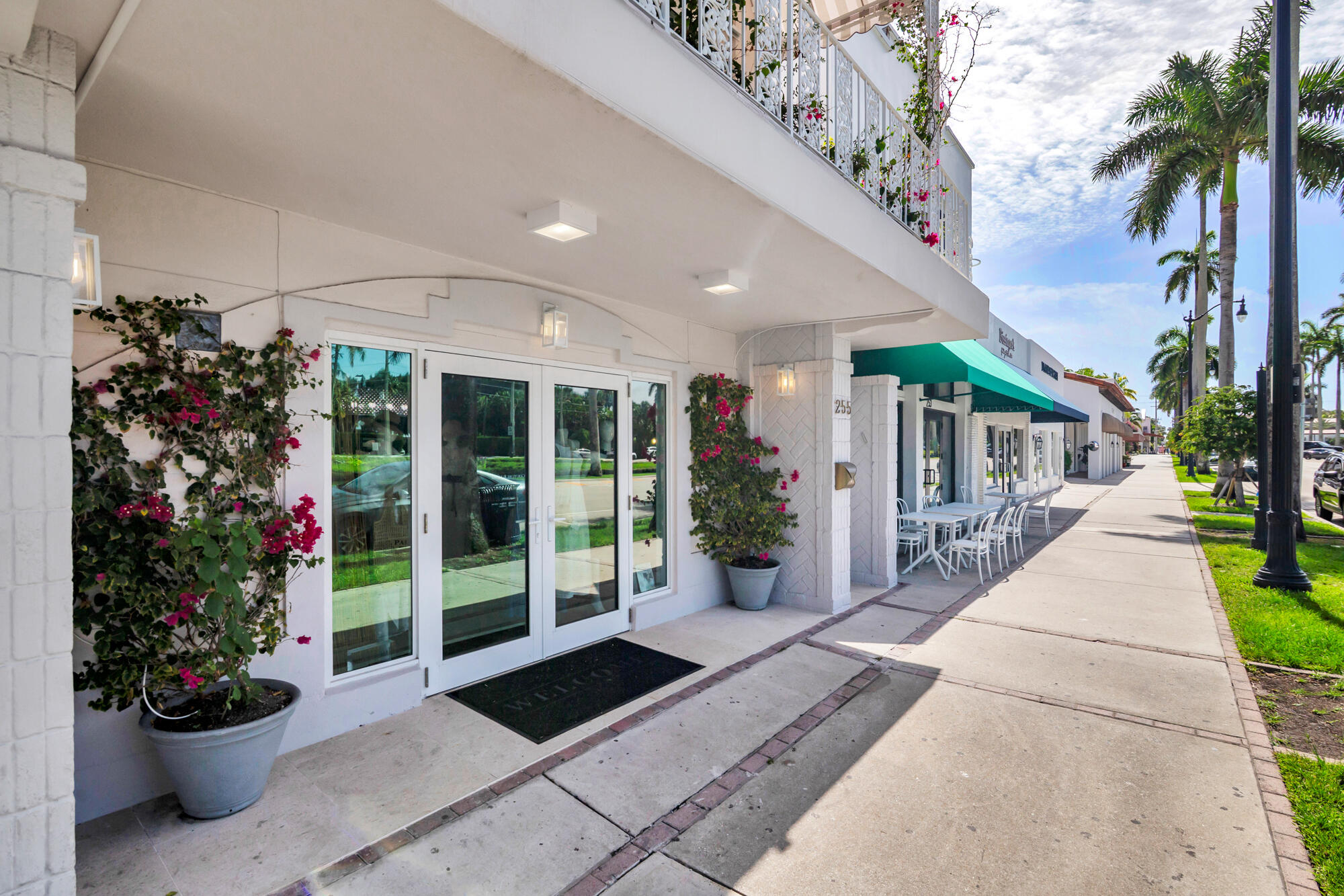 255 Royal Poinciana, Palm Beach FL 33480