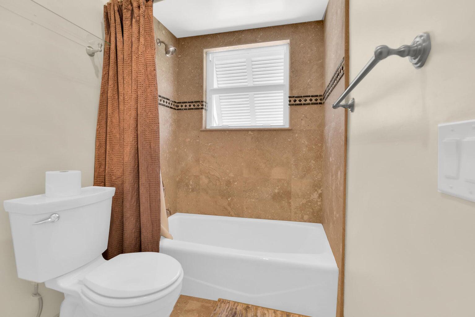 1704 DEL HAVEN #38-B, Delray Beach FL 33483