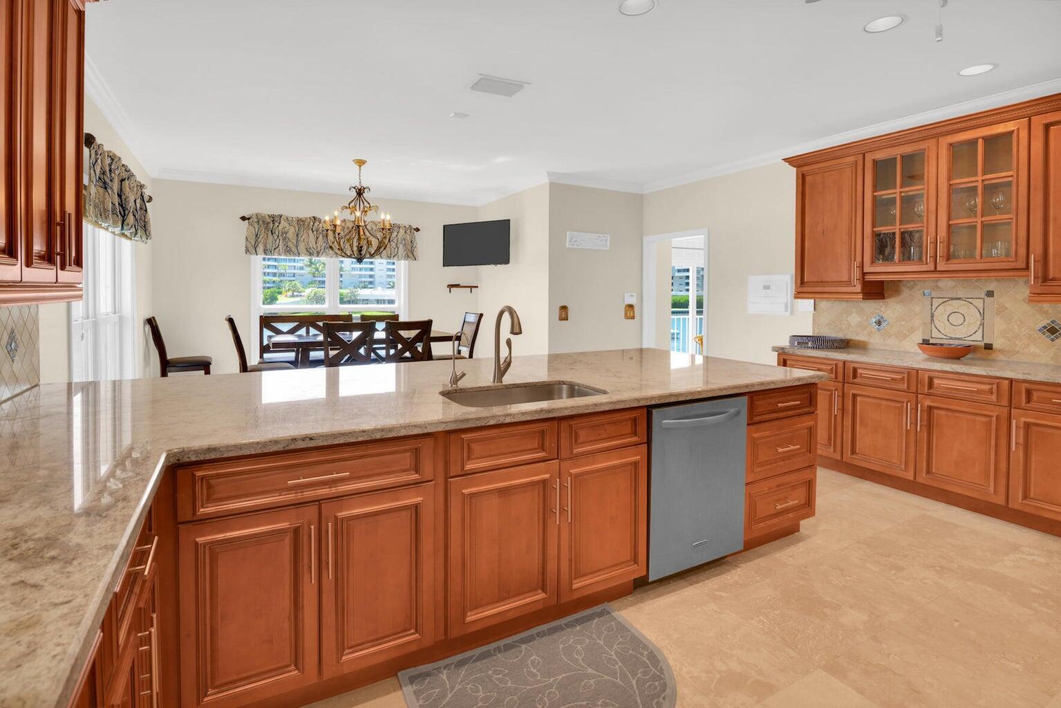1704 DEL HAVEN #38-B, Delray Beach FL 33483