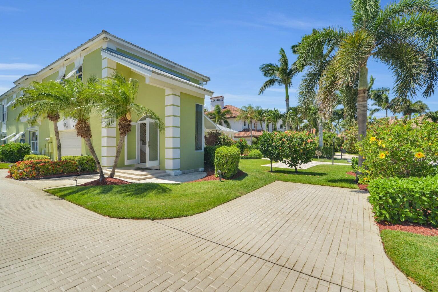 1704 DEL HAVEN #38-B, Delray Beach FL 33483
