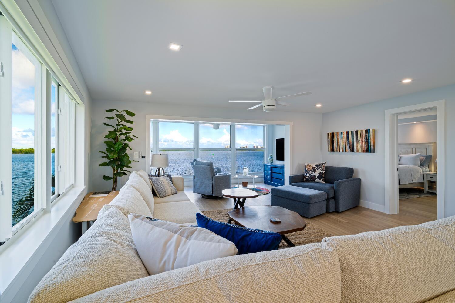 52 Yacht Club #309, North Palm Beach FL 33408