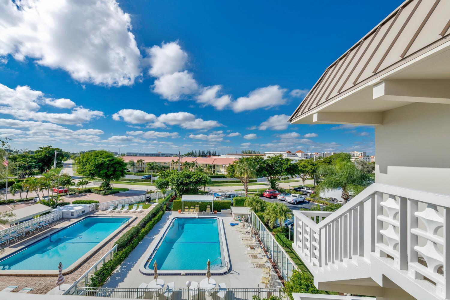 52 Yacht Club #309, North Palm Beach FL 33408