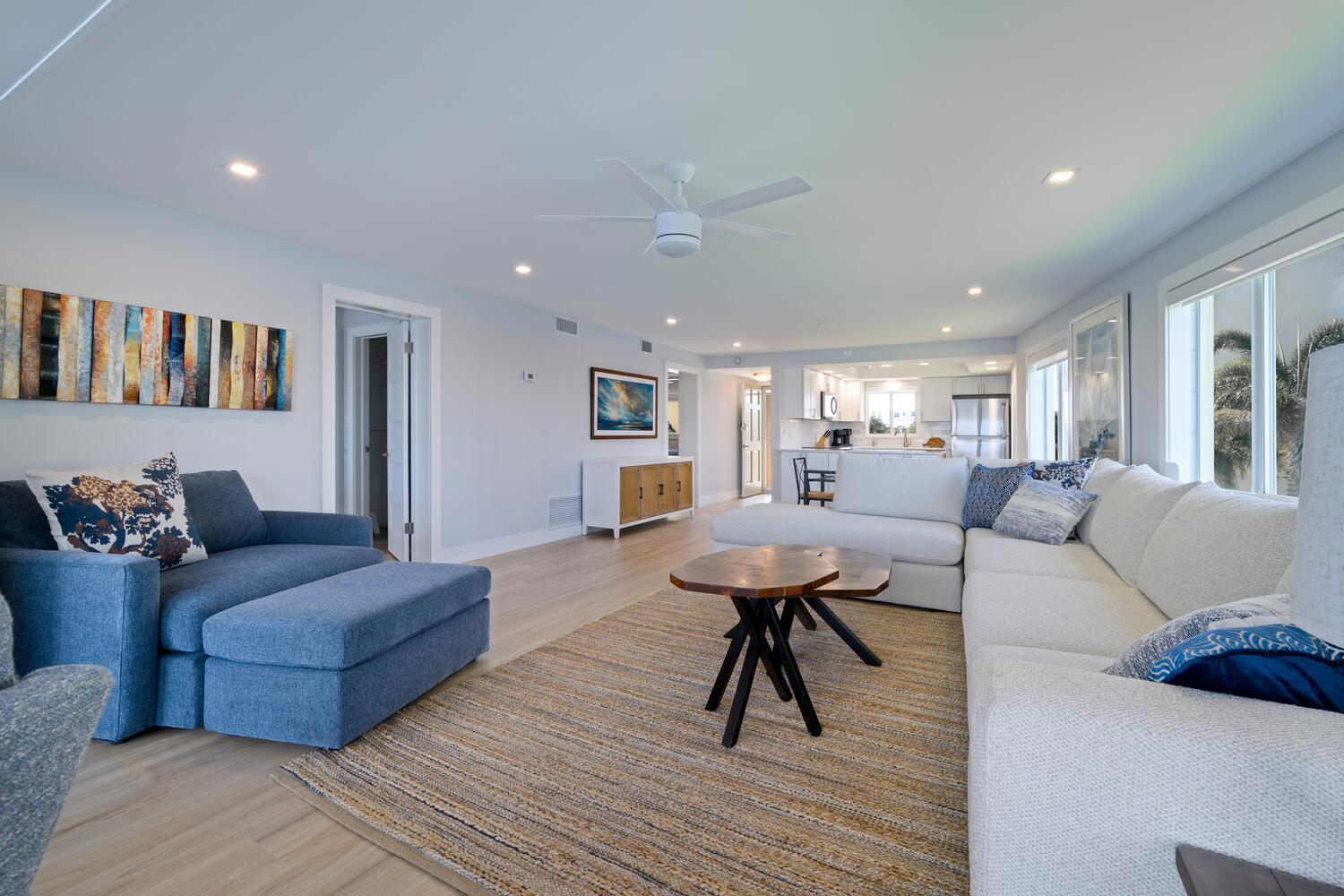 52 Yacht Club #309, North Palm Beach FL 33408