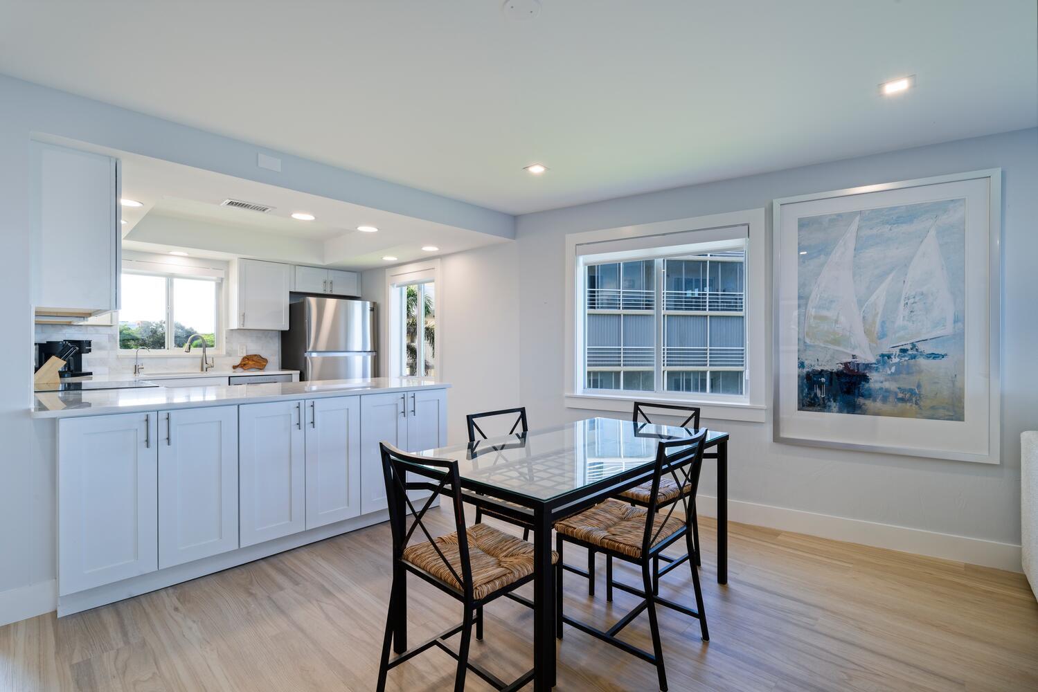 52 Yacht Club #309, North Palm Beach FL 33408