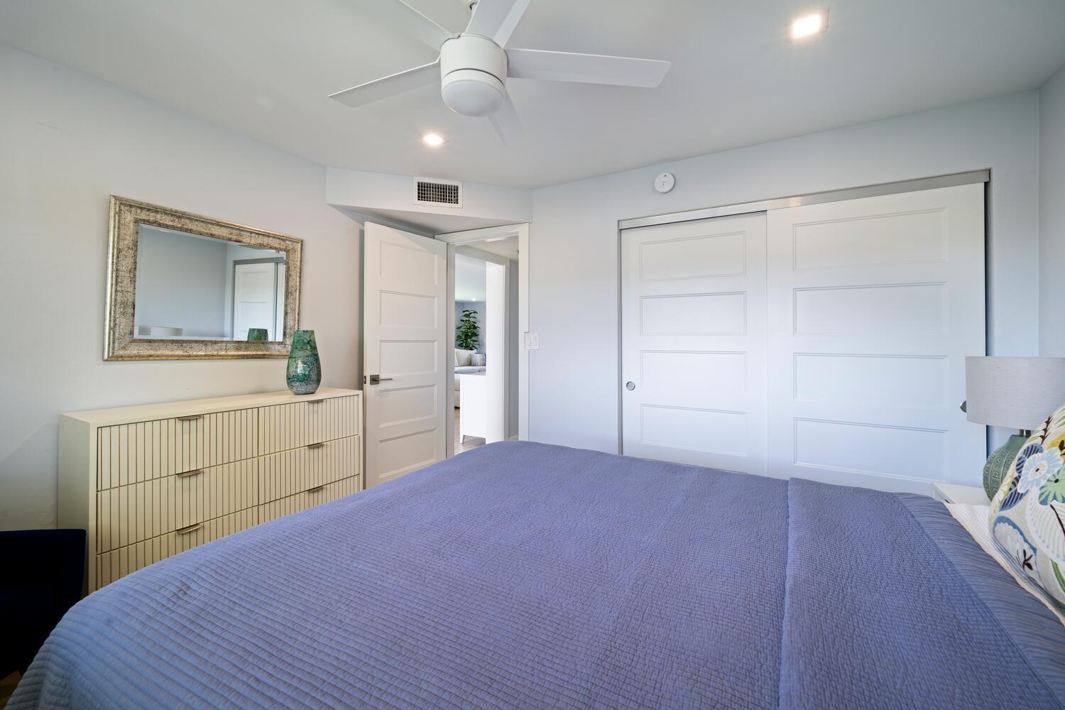 52 Yacht Club #309, North Palm Beach FL 33408