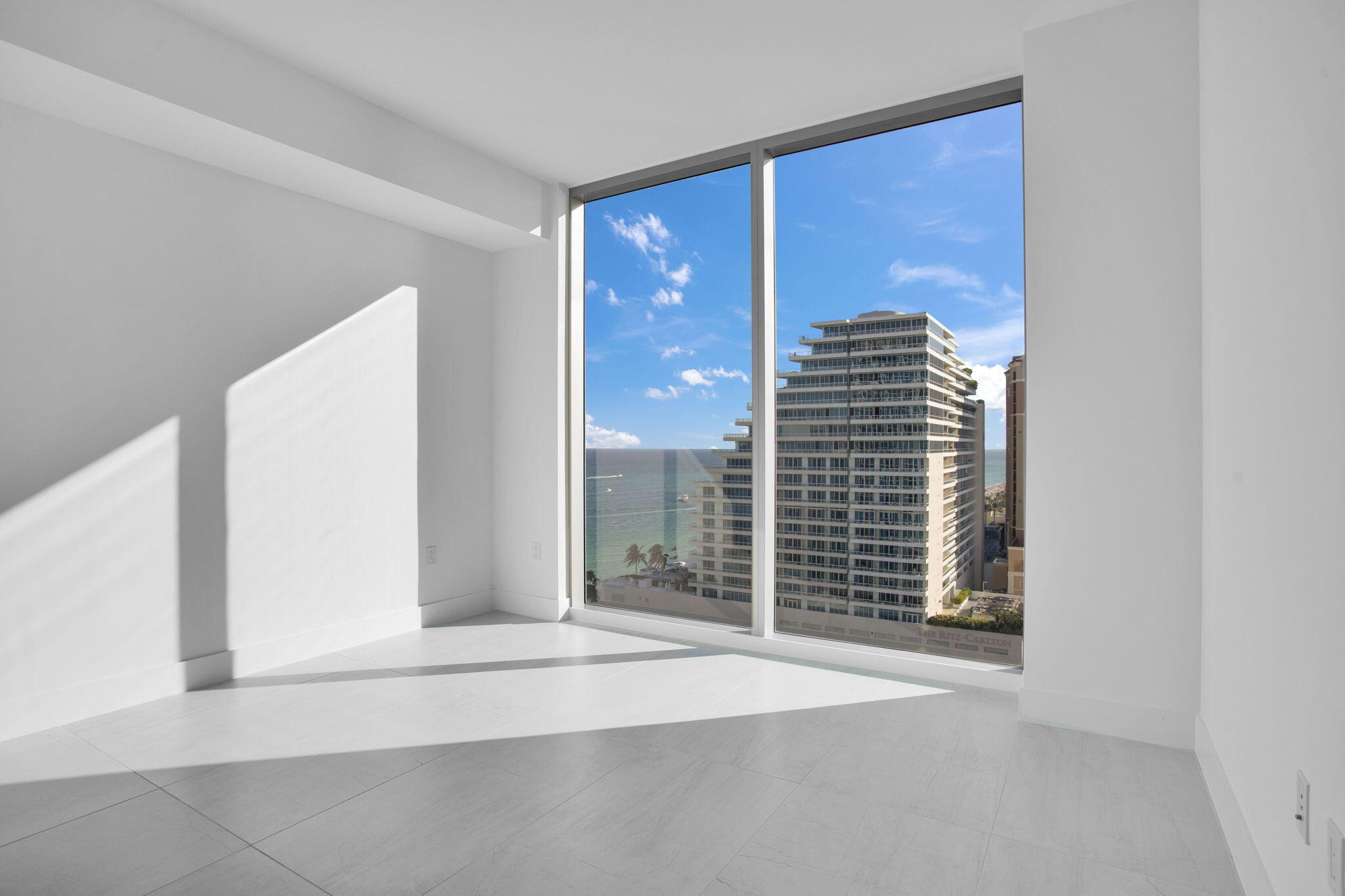 153 N Seabreeze Blvd #1602, Fort Lauderdale FL 33304