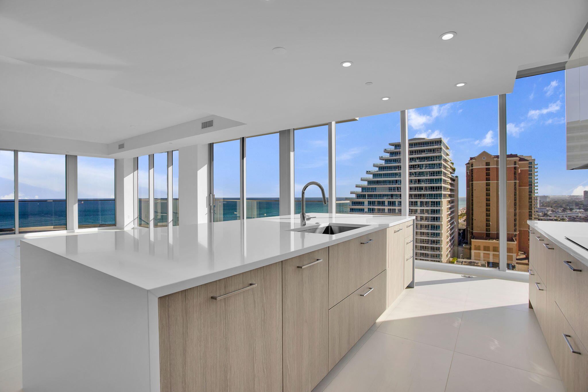 153 N Seabreeze Blvd #1602, Fort Lauderdale FL 33304