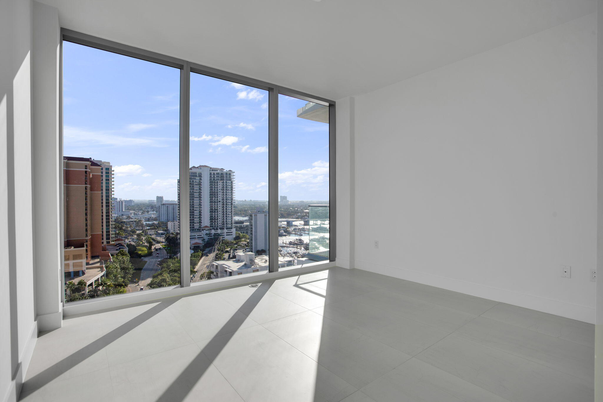 153 N Seabreeze Blvd #1602, Fort Lauderdale FL 33304