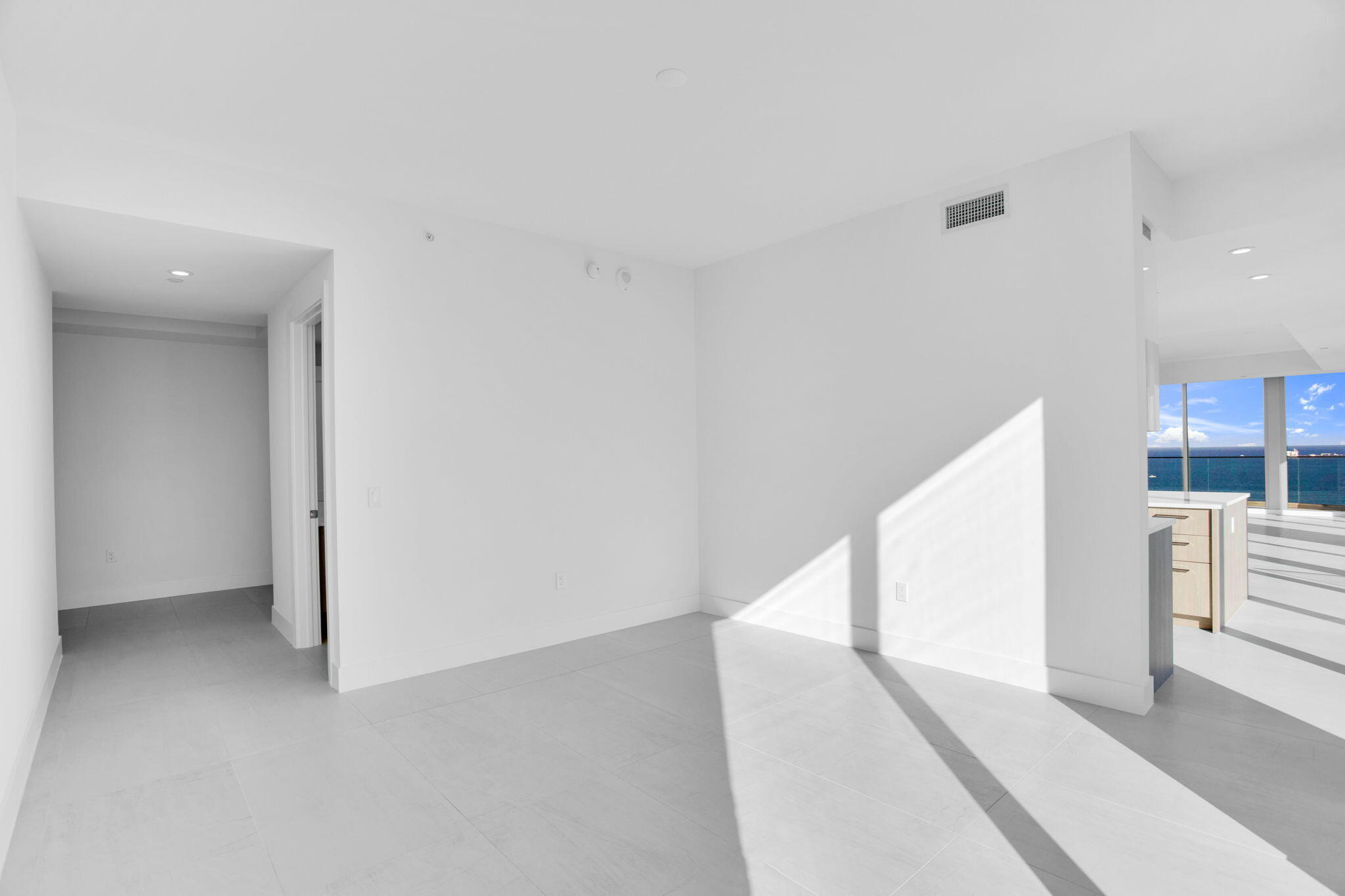 153 N Seabreeze Blvd #1602, Fort Lauderdale FL 33304