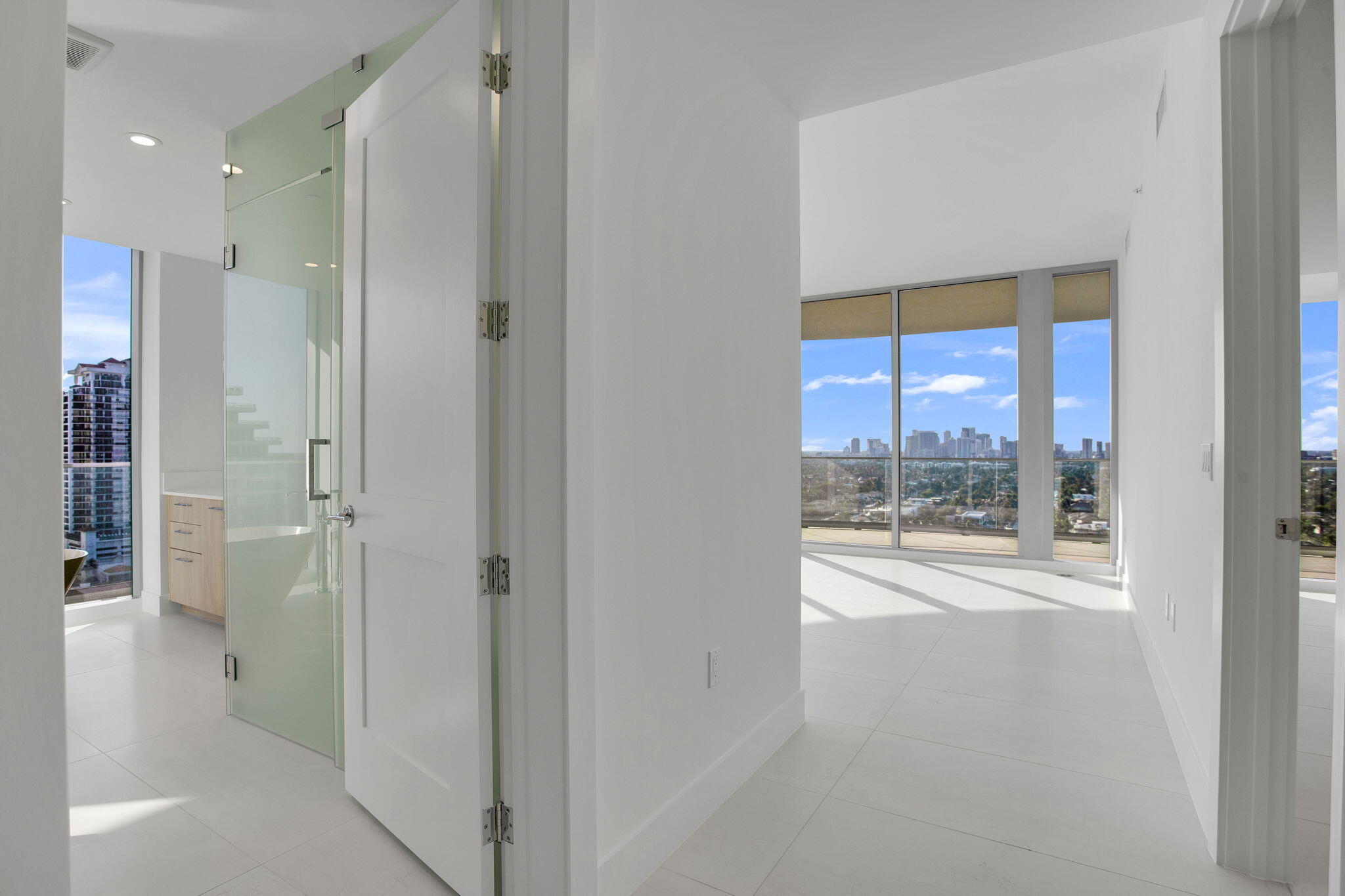 153 N Seabreeze Blvd #1602, Fort Lauderdale FL 33304