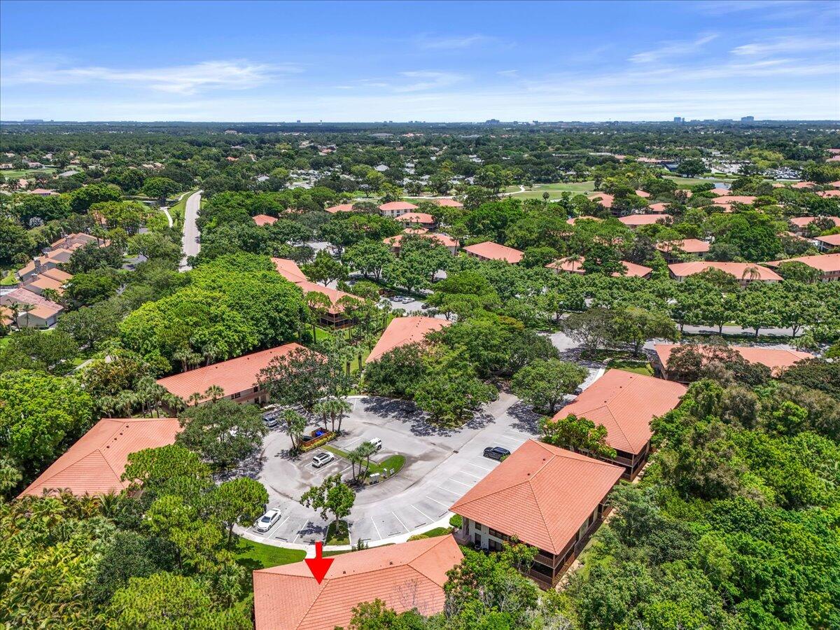 221 Brackenwood, Palm Beach Gardens FL 33418