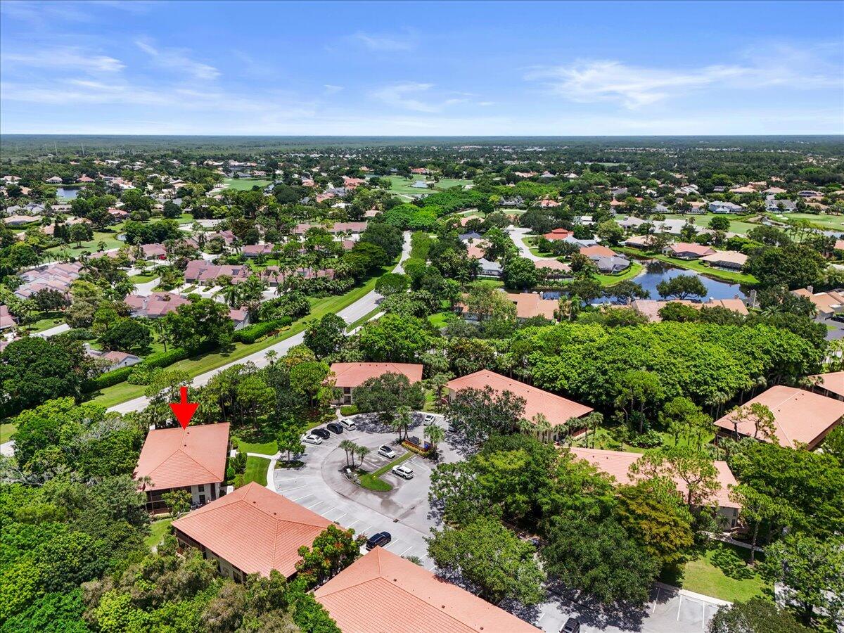 221 Brackenwood, Palm Beach Gardens FL 33418
