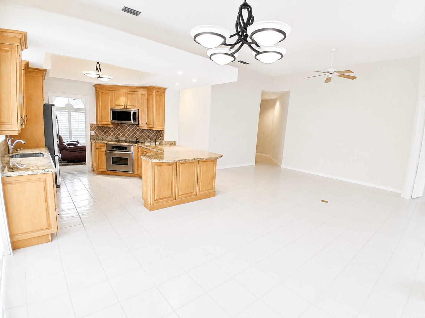 8465 BEACONHILL, Palm Beach Gardens FL 33410