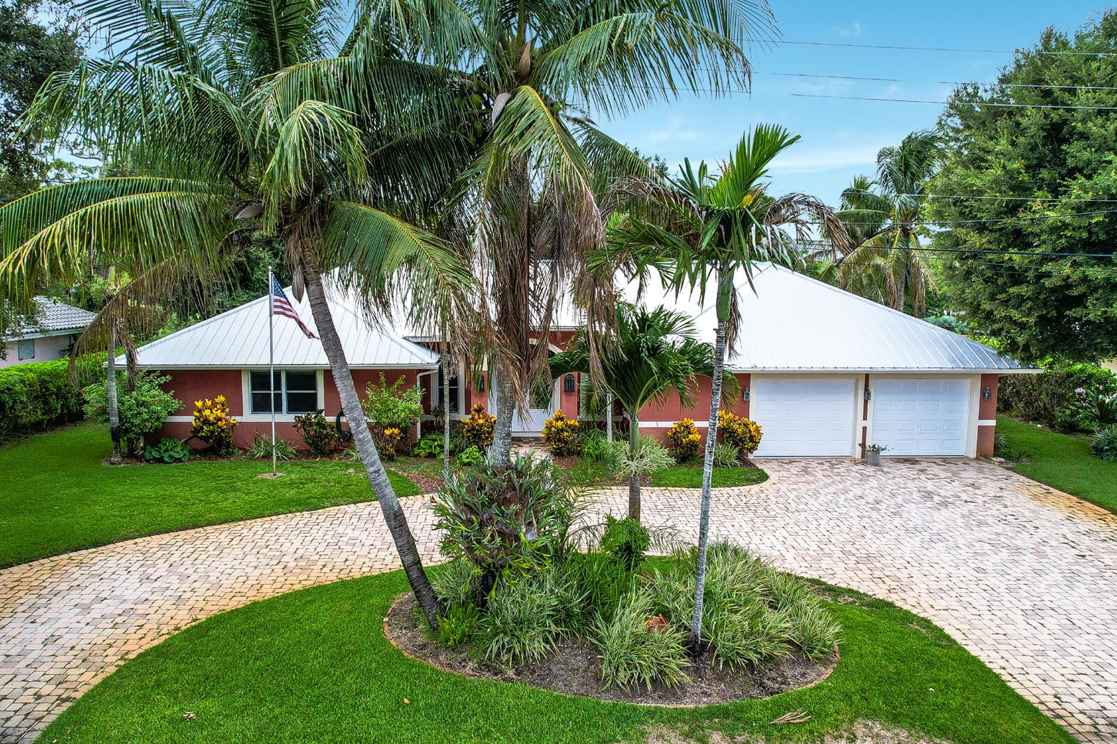 249 FAIRWAY, Tequesta FL 33469