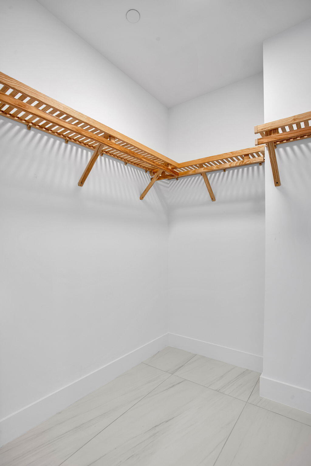 153 N Seabreeze #1601, Fort Lauderdale FL 33304