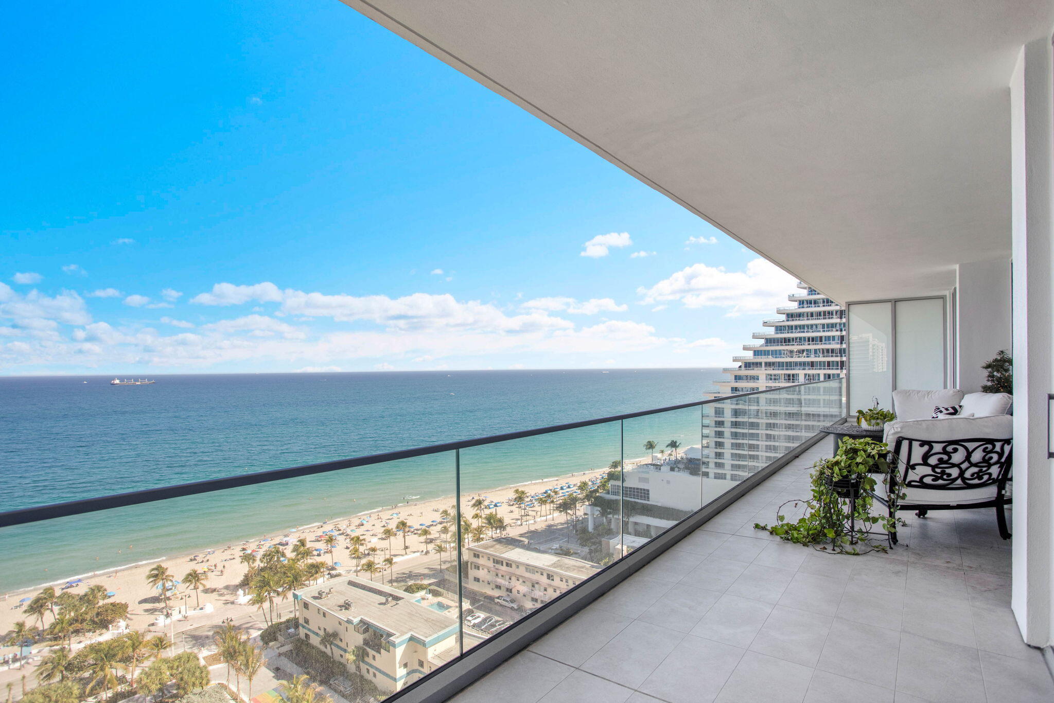 153 N Seabreeze #1601, Fort Lauderdale FL 33304