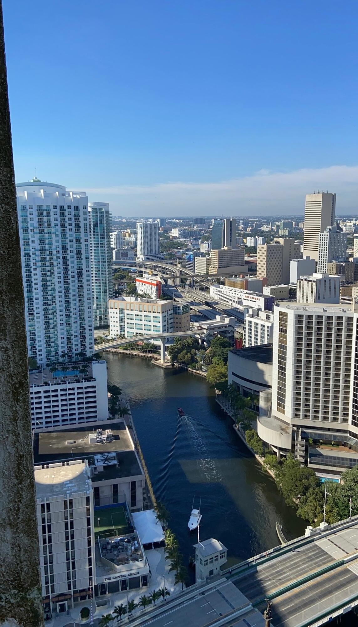 475 BRICKELL #4615, Miami FL 33131