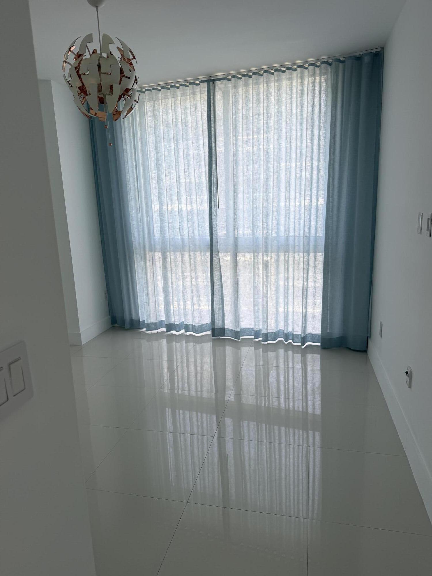 475 BRICKELL #4615, Miami FL 33131