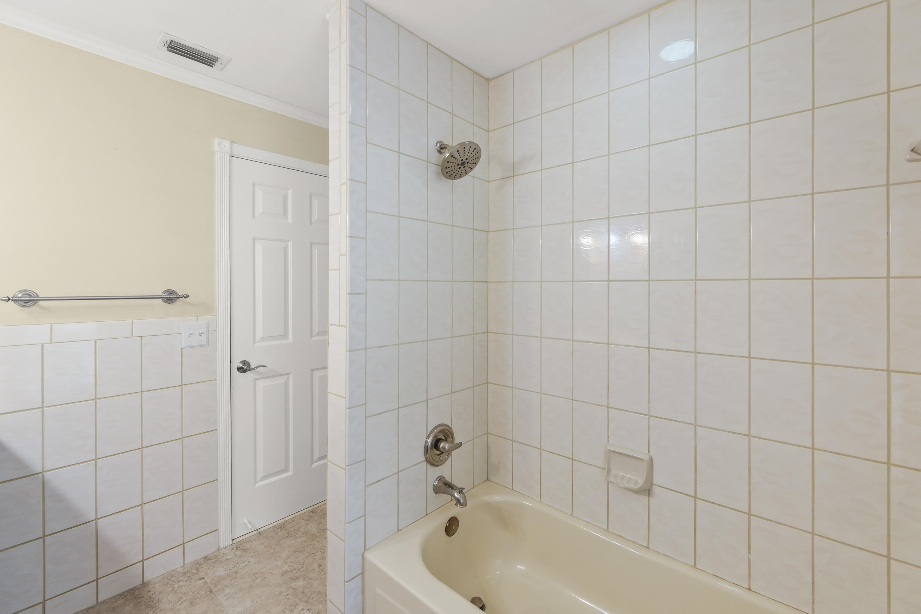 9746 SE Landing, Tequesta FL 33469