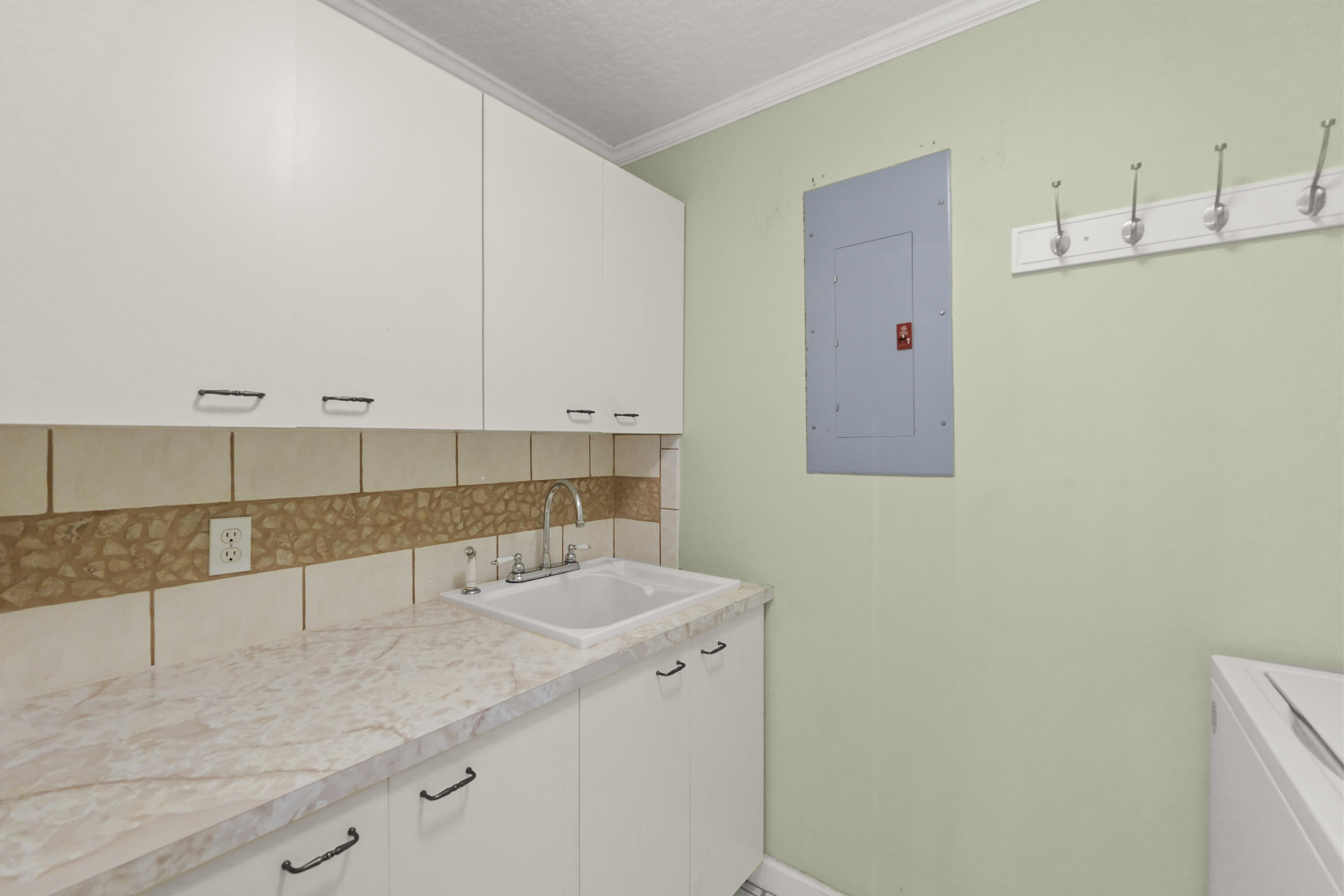 9746 SE Landing, Tequesta FL 33469