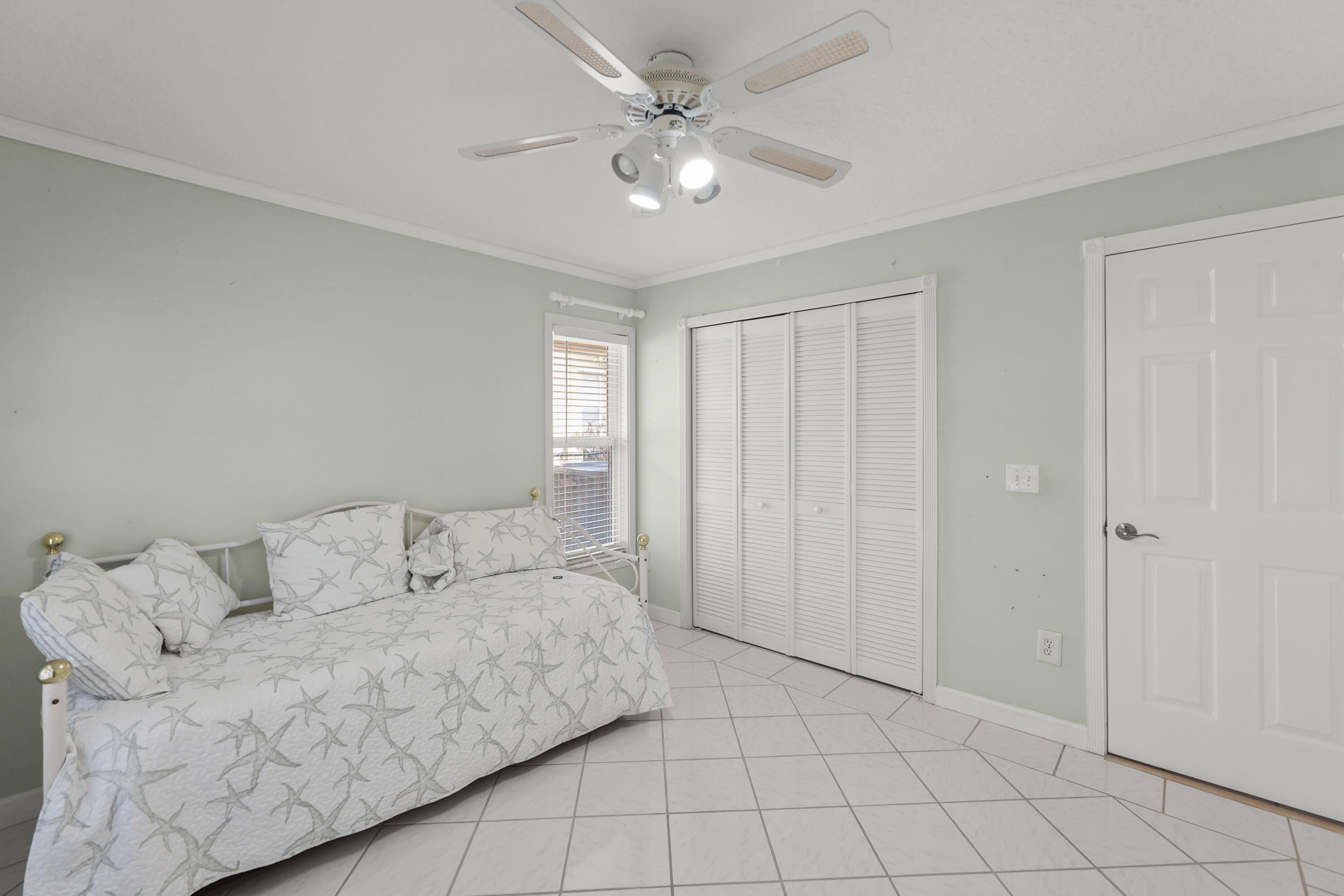 9746 SE Landing, Tequesta FL 33469
