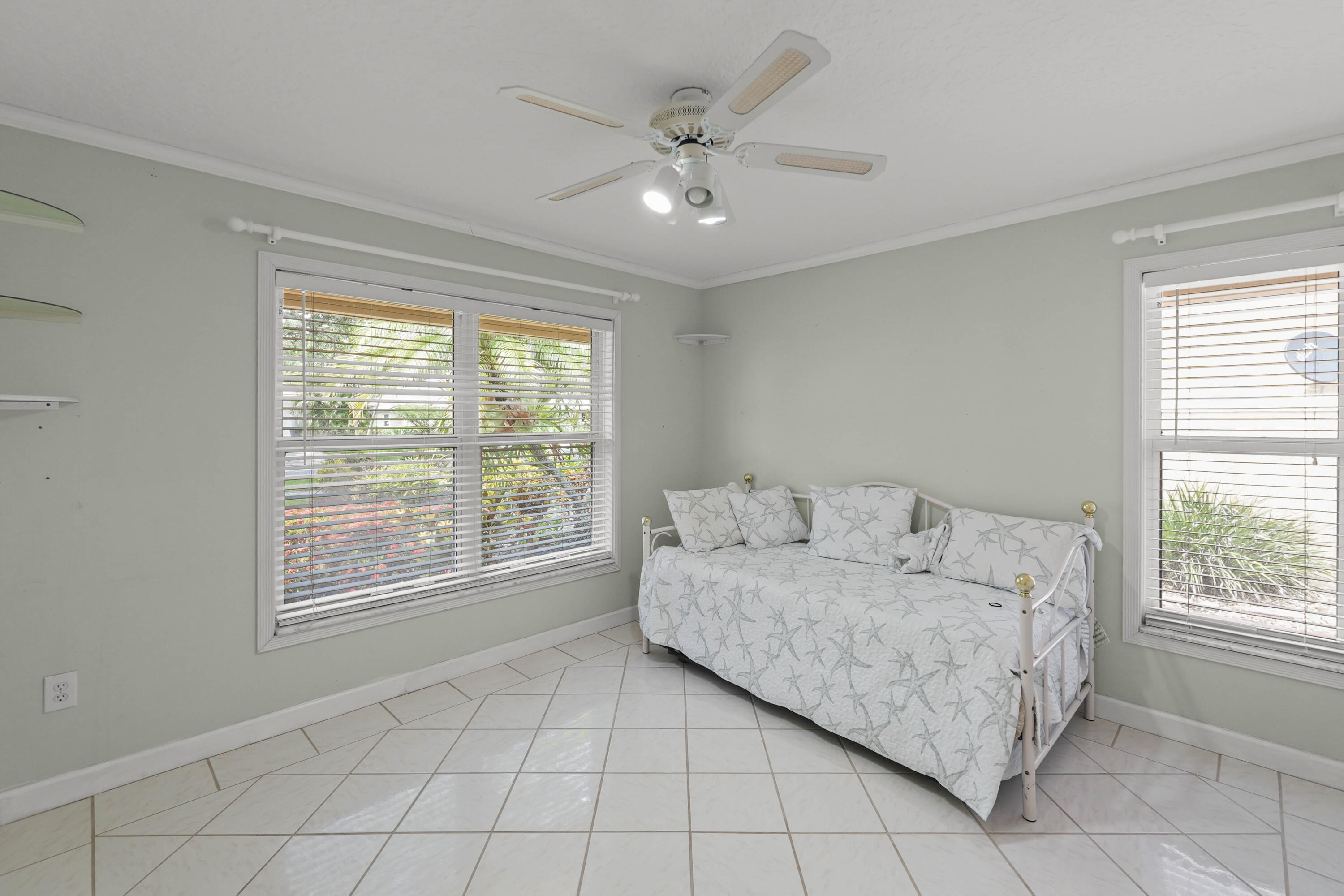 9746 SE Landing, Tequesta FL 33469