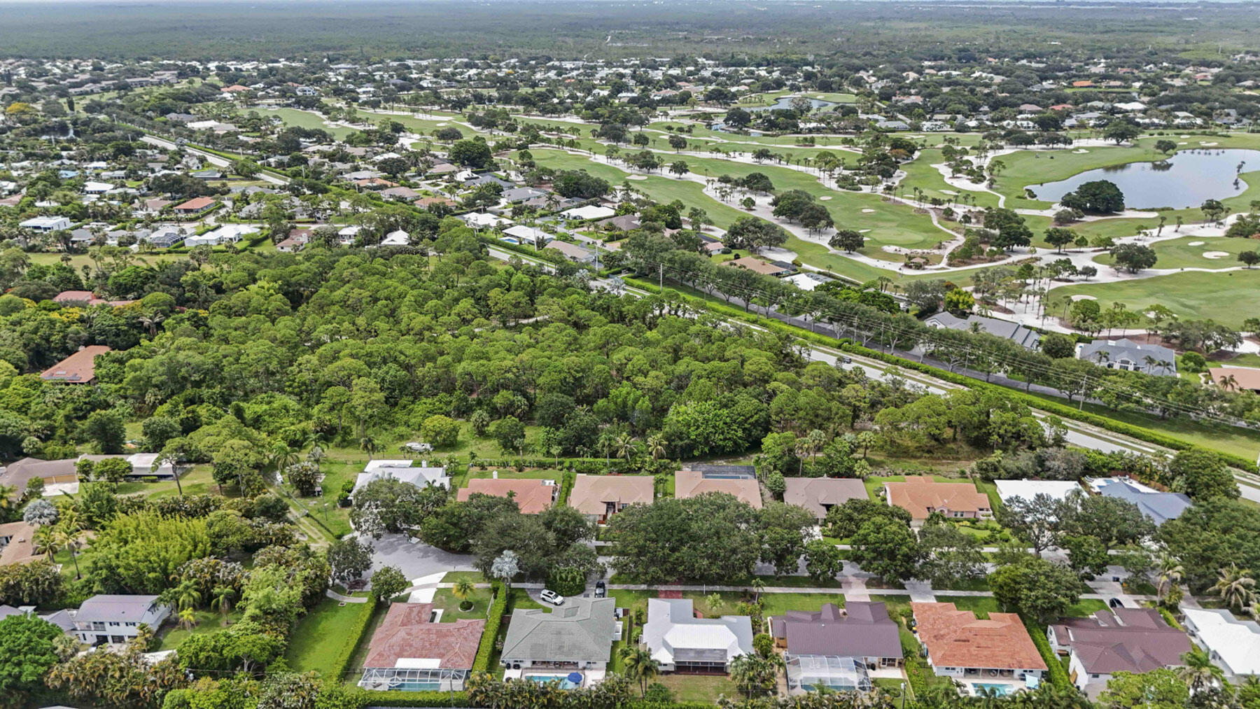 9746 SE Landing, Tequesta FL 33469