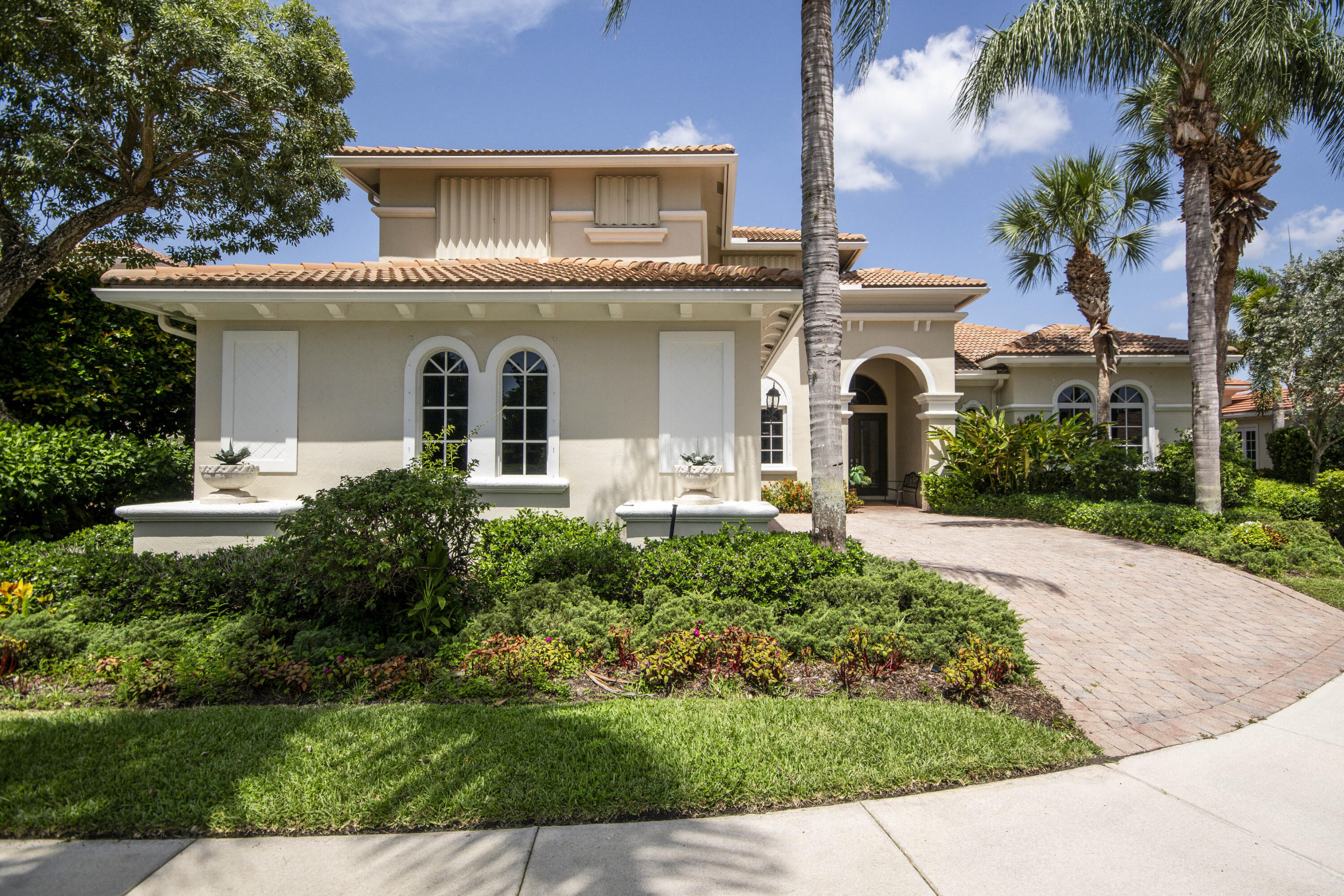 7049 Isla Vista, West Palm Beach FL 33412