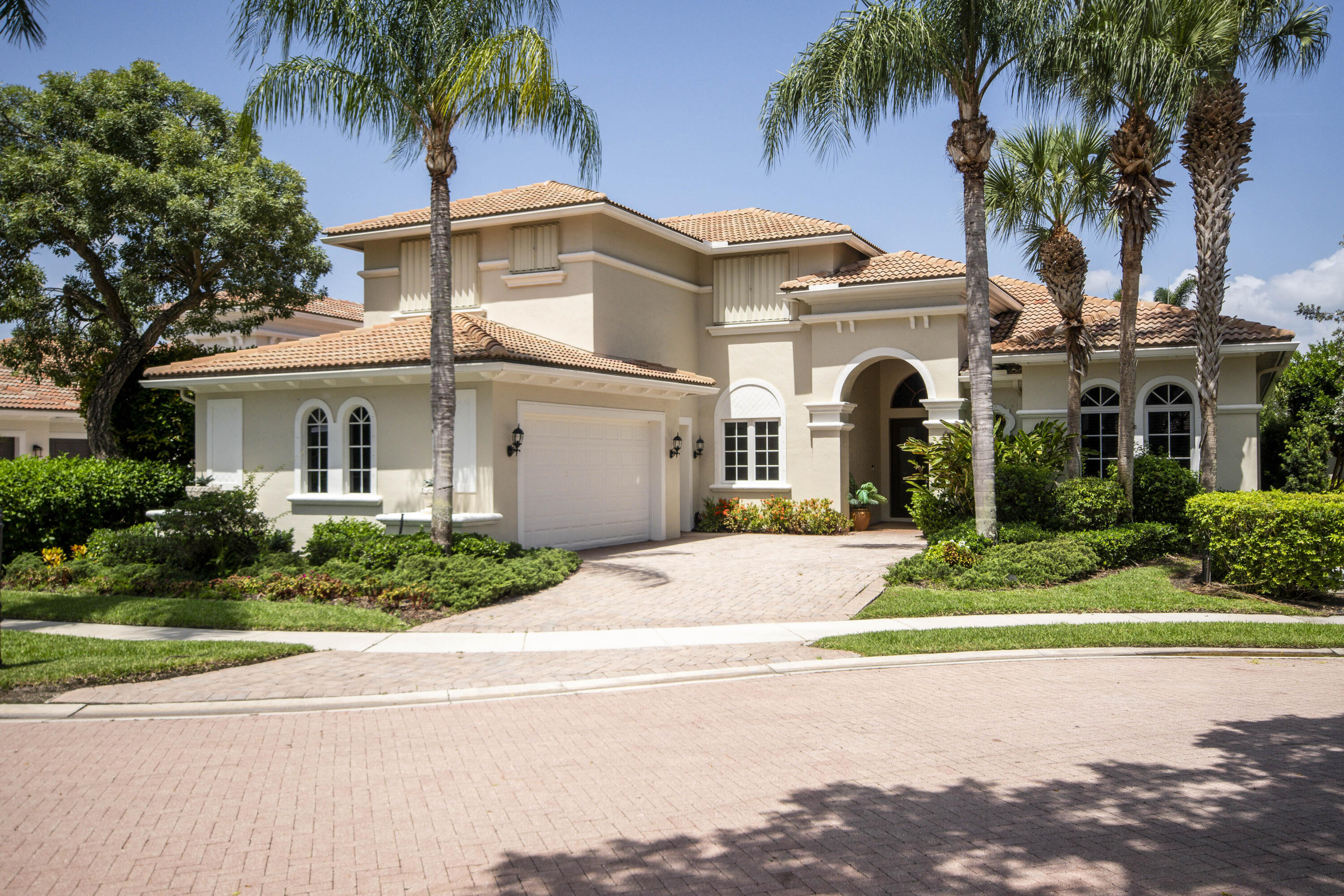 7049 Isla Vista, West Palm Beach FL 33412