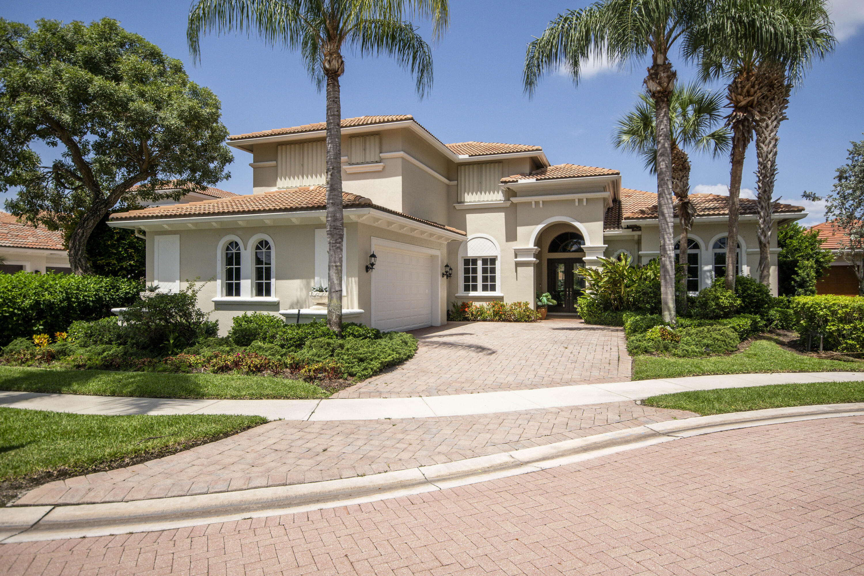 7049 Isla Vista, West Palm Beach FL 33412