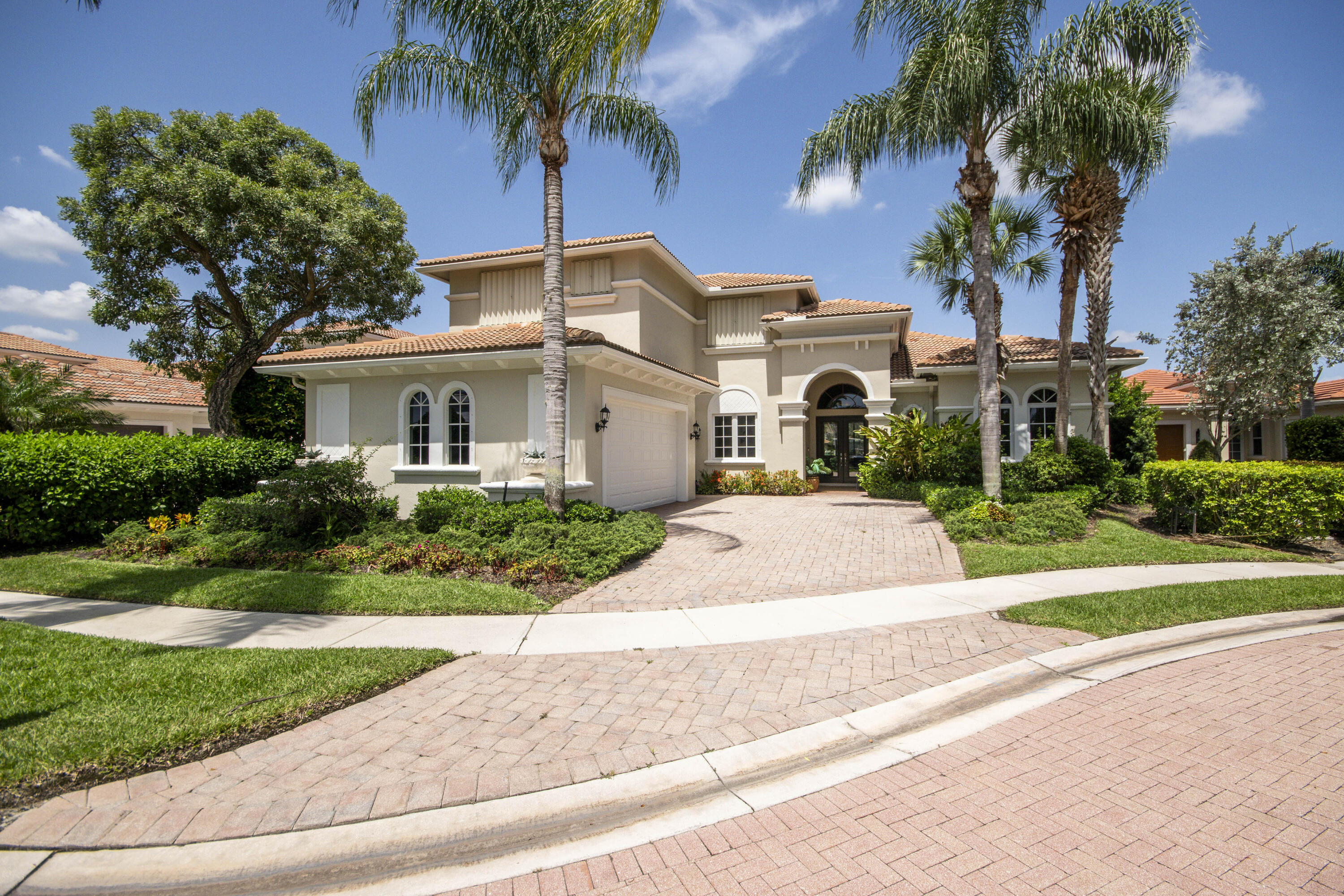 7049 Isla Vista, West Palm Beach FL 33412