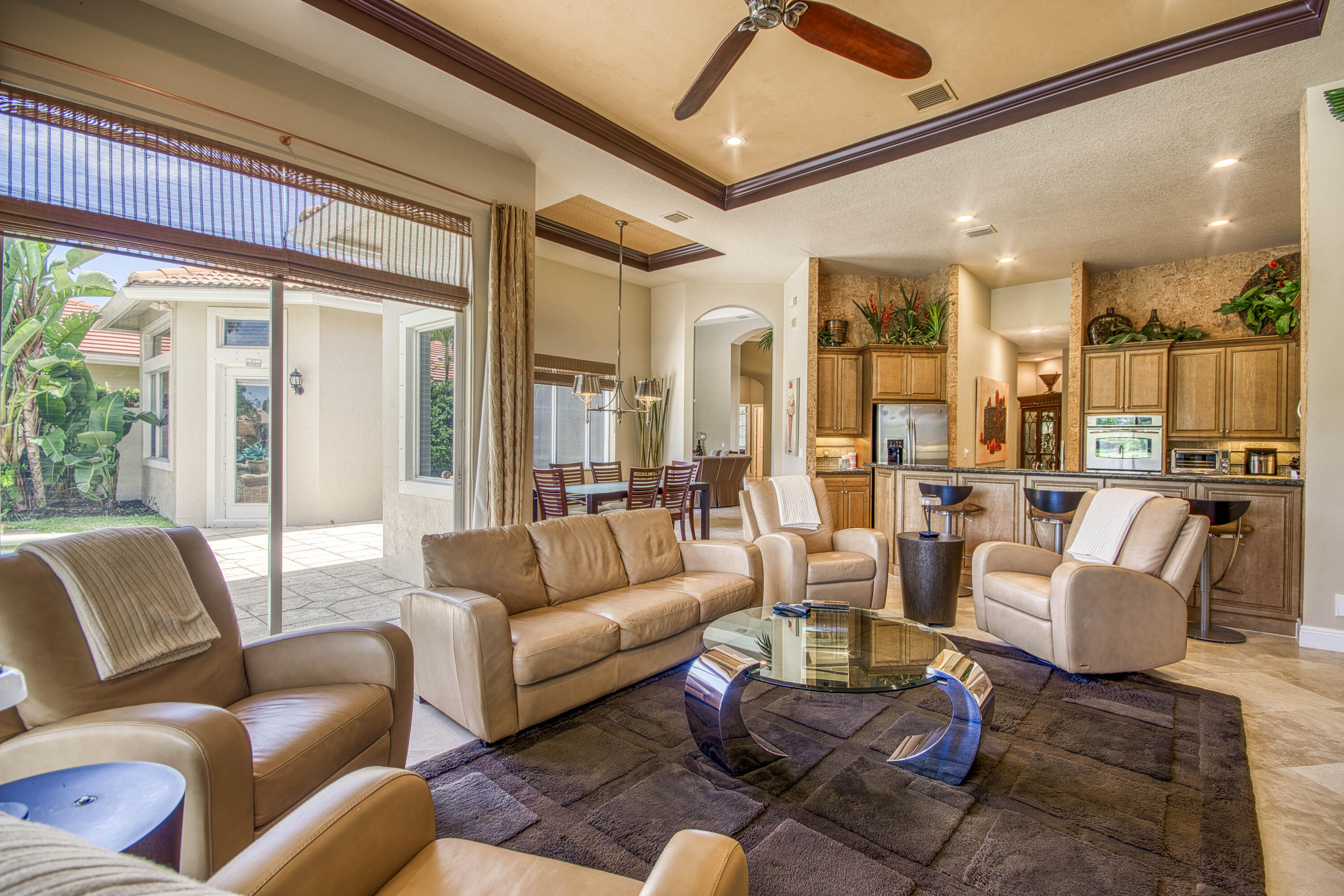 7049 Isla Vista, West Palm Beach FL 33412