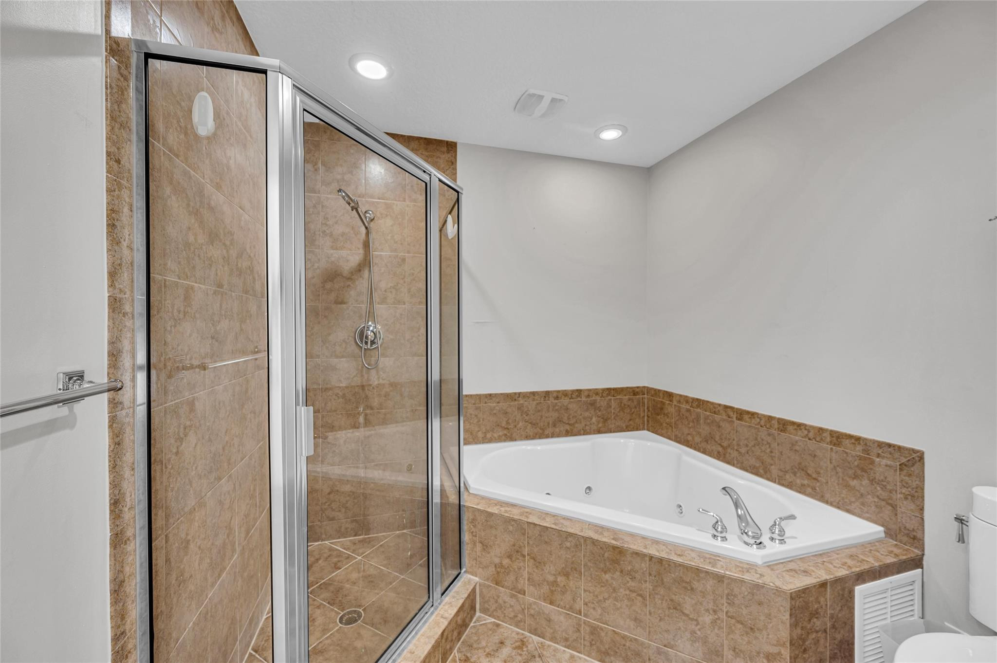 1617 NE 2ND, Fort Lauderdale FL 33301