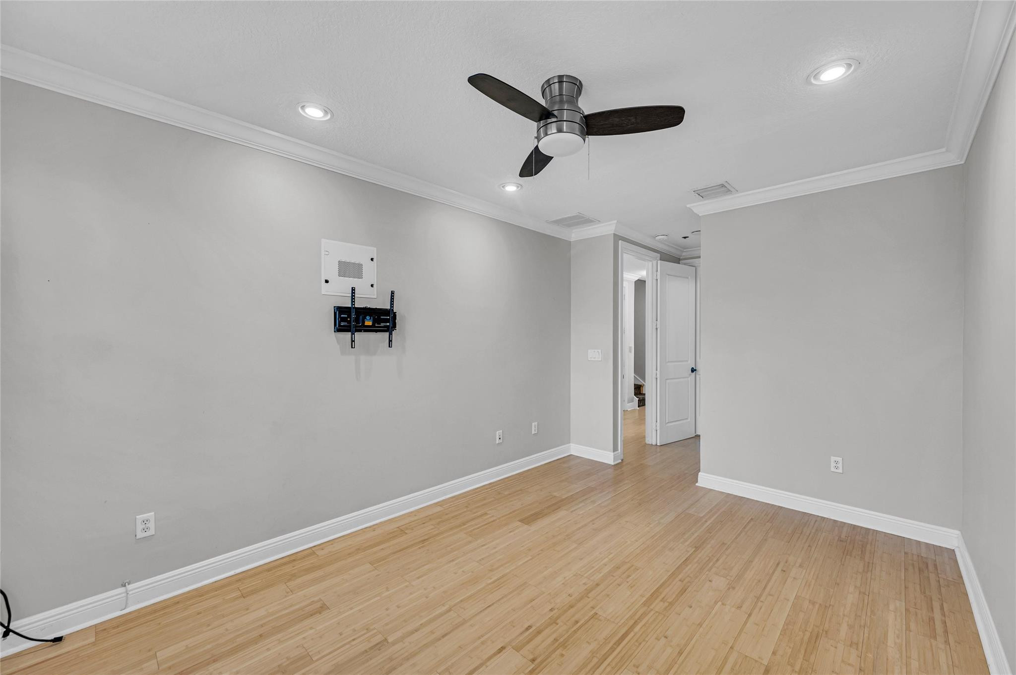 1617 NE 2ND, Fort Lauderdale FL 33301