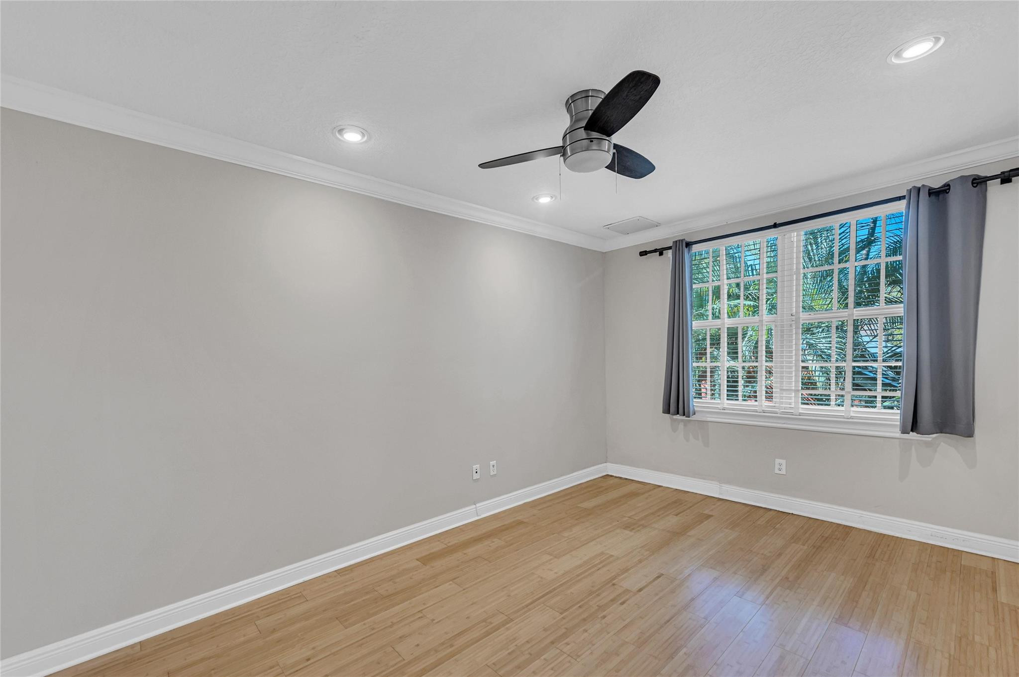 1617 NE 2ND, Fort Lauderdale FL 33301