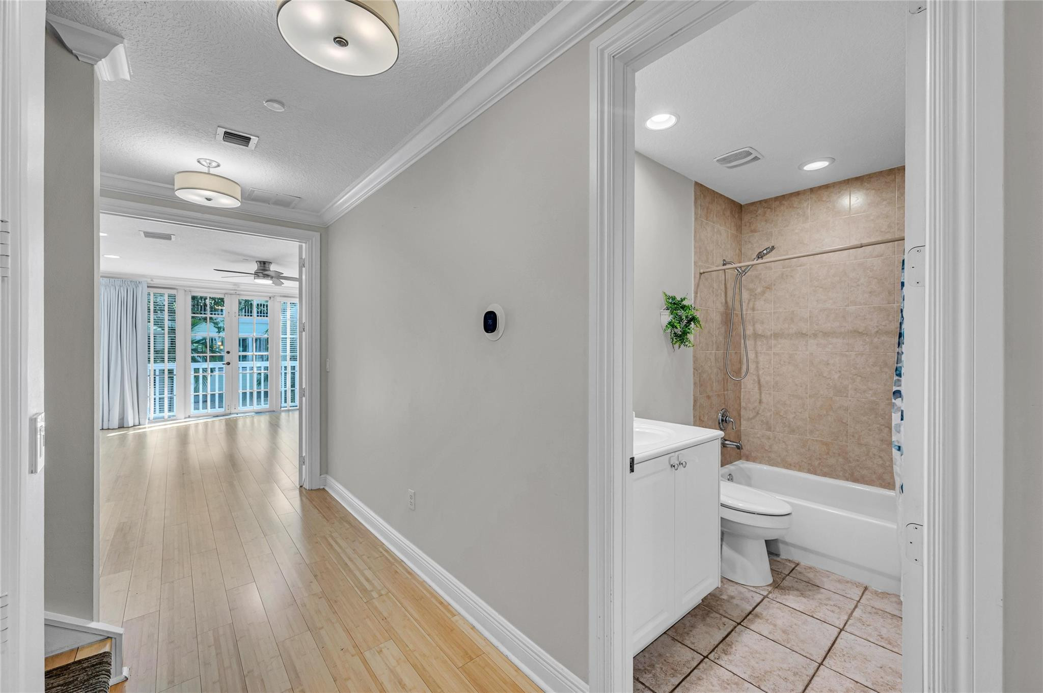 1617 NE 2ND, Fort Lauderdale FL 33301