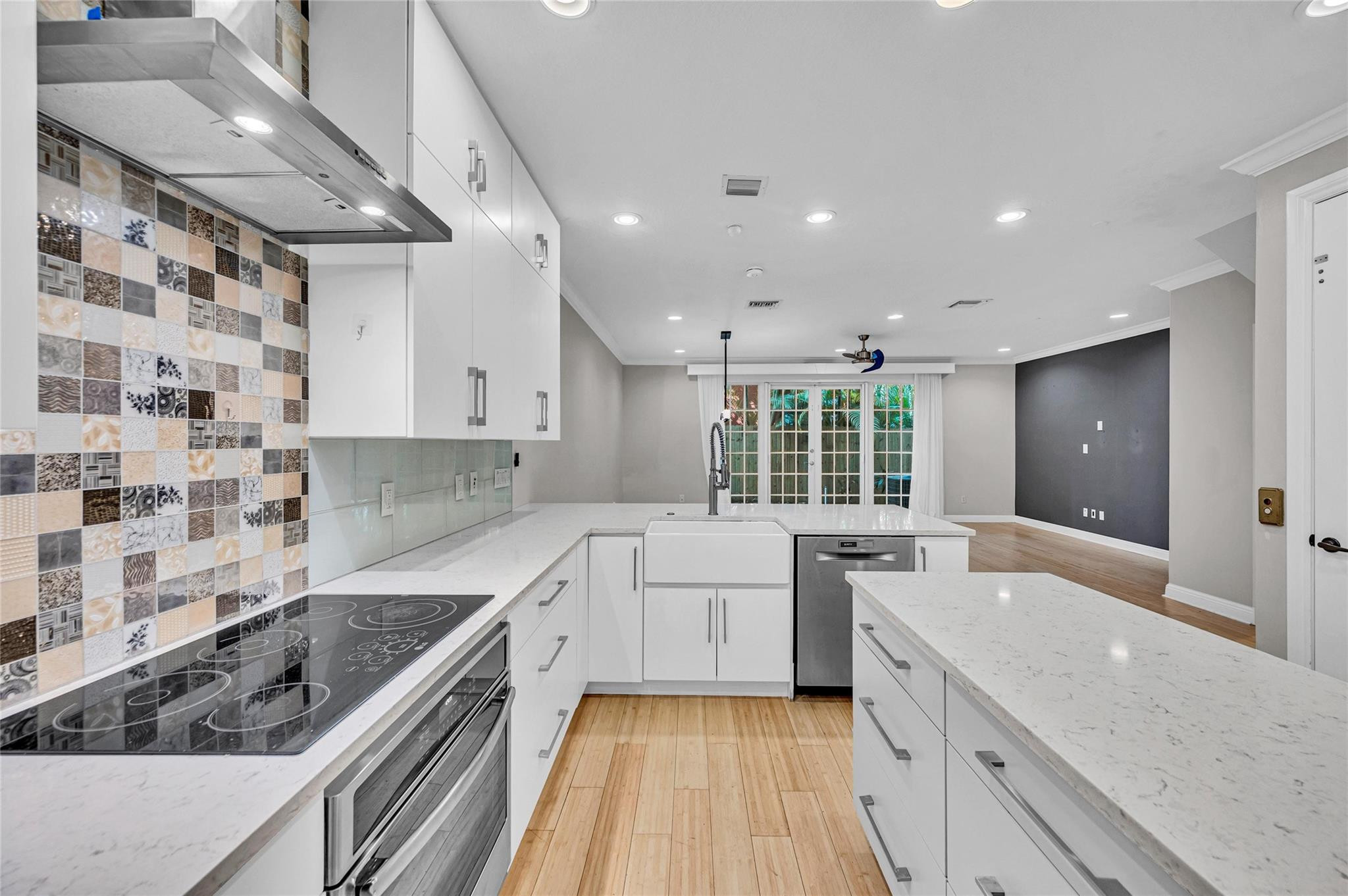 1617 NE 2ND, Fort Lauderdale FL 33301