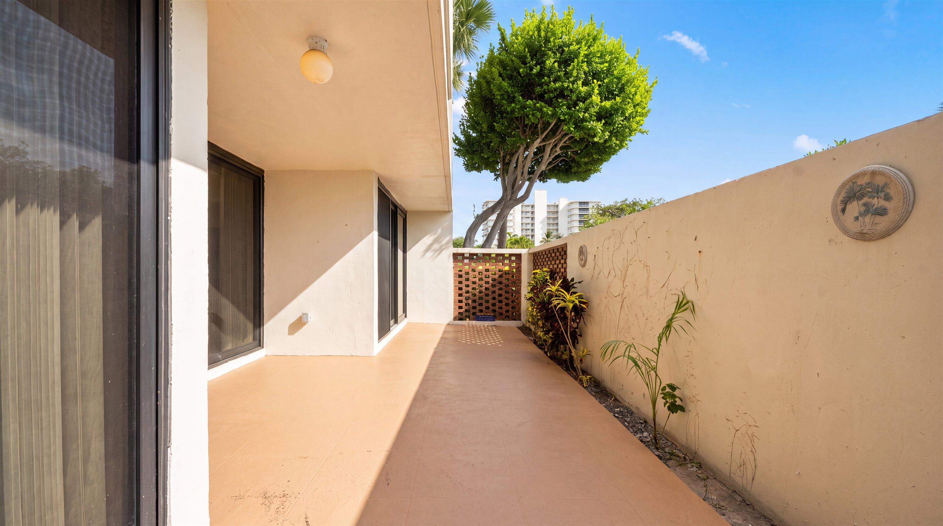 225 S Beach #102, Jupiter FL 33469